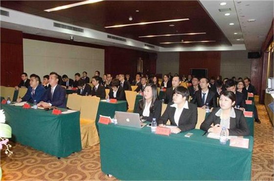 喬偉新材料攻關(guān)動員大會 喬偉新材料攻關(guān)動員大會