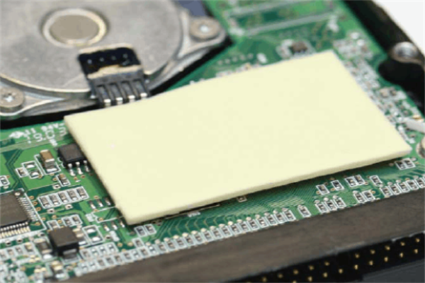 派克固美麗575-NS無硅熱界面墊片 派克固美麗575-NS無硅熱界面墊片